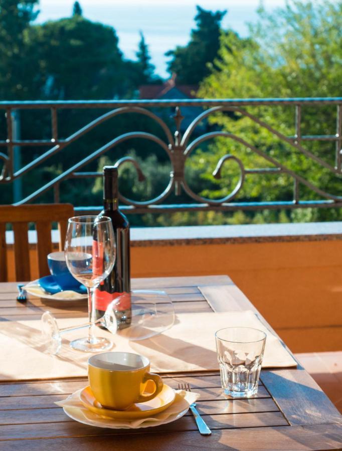 Apartments Villa Kristina 수페타르스카 드라가 외부 사진