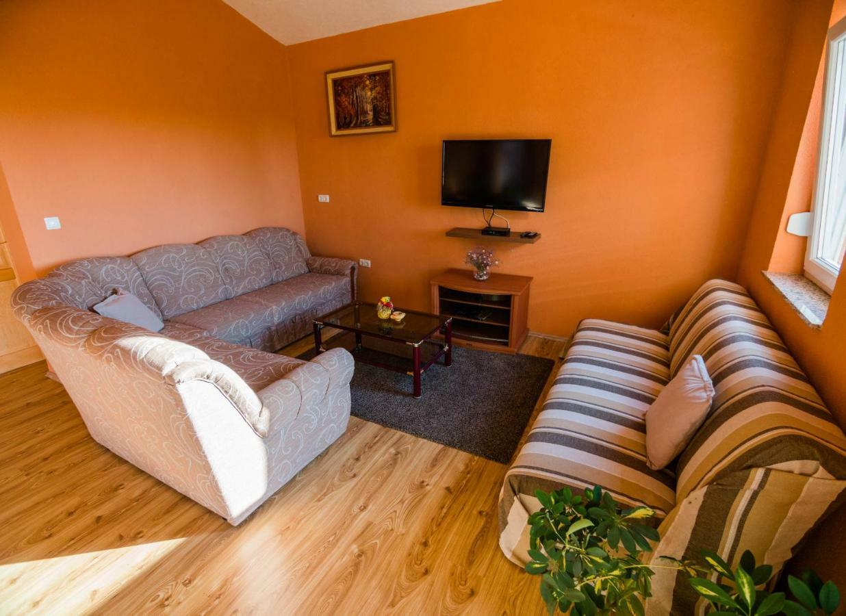 Apartments Villa Kristina 수페타르스카 드라가 외부 사진