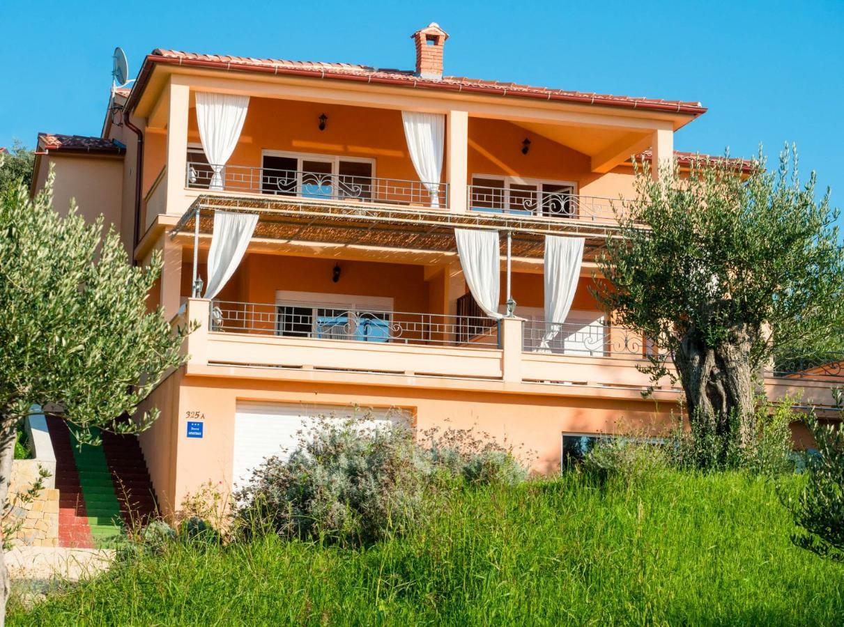 Apartments Villa Kristina 수페타르스카 드라가 외부 사진